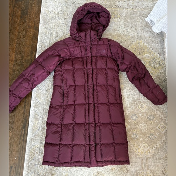 The North Face Metropolis Parka in Burgundy M - Picture 4 of 13